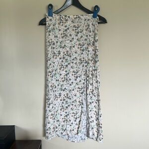 H&M floral midi skirt, size 4